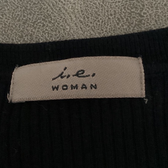 I.E. 1x Black scoop neck ribbed sweater NWOT - Picture 7 of 7